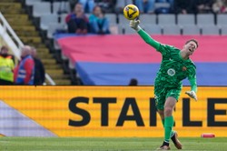 Szczęsny numerem jeden do końca sezonu. To dlatego wygryzł Penę z bramki Barcelony