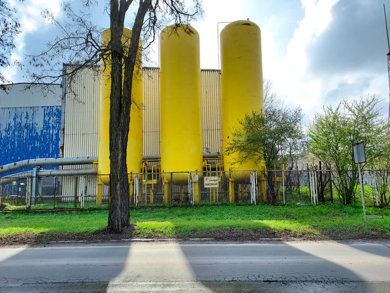 Strefa w sąsiedztwie kombinatu jest silnie uprzemysłowiona