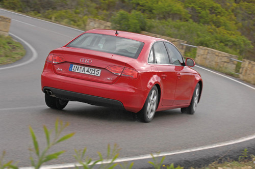 Audi A4 1.8 TFSI - Audi stawia na wielkość