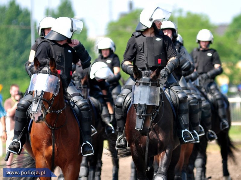 Policja ćwiczy działania przed zabezpieczeniem imprez masowych