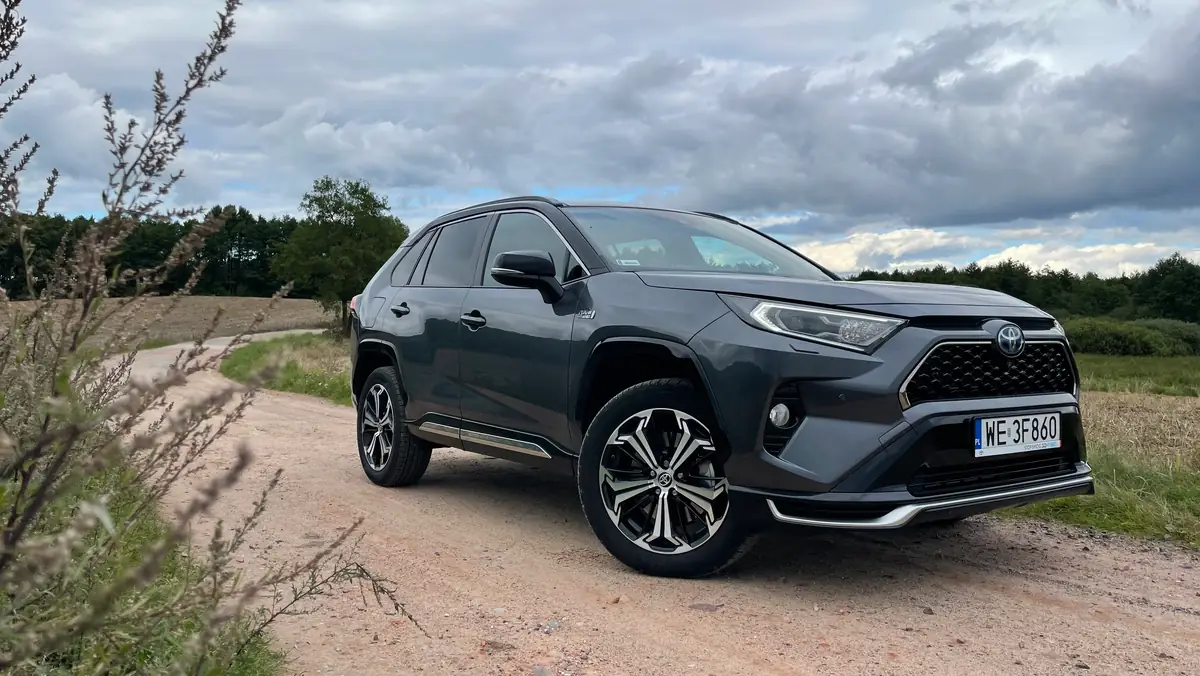 Toyota RAV4 Plug-In Hybrid (2021)