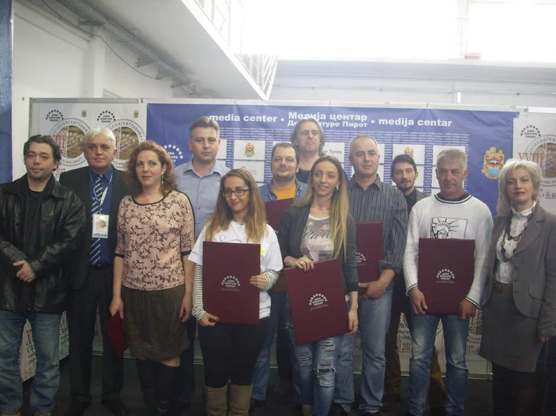 Nagrađeni sa organizatorima i članovima žirija 