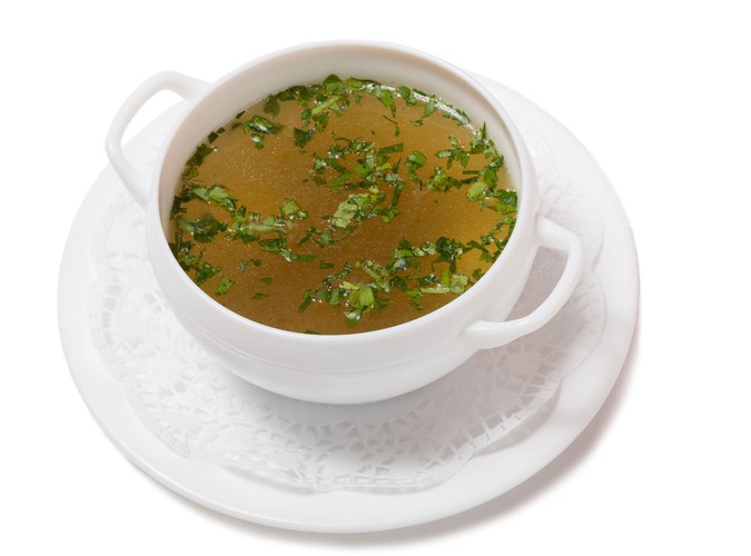 Co na przeziębienie i grypę - rosół