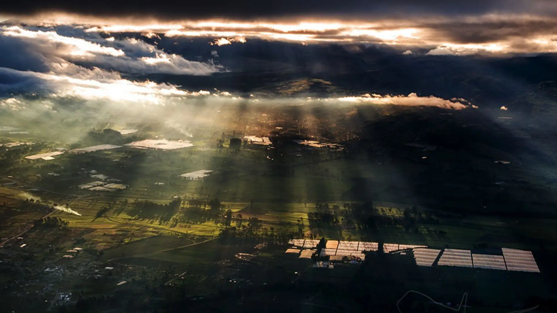 Jak wygląda świat okiem pilota? Zobacz jego niesamowite fotografie