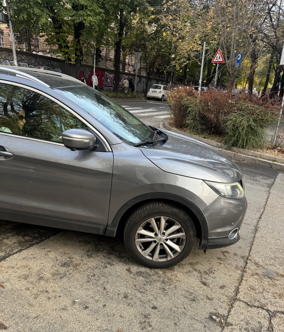 Majka Vujadina Savića sa mužem u autu