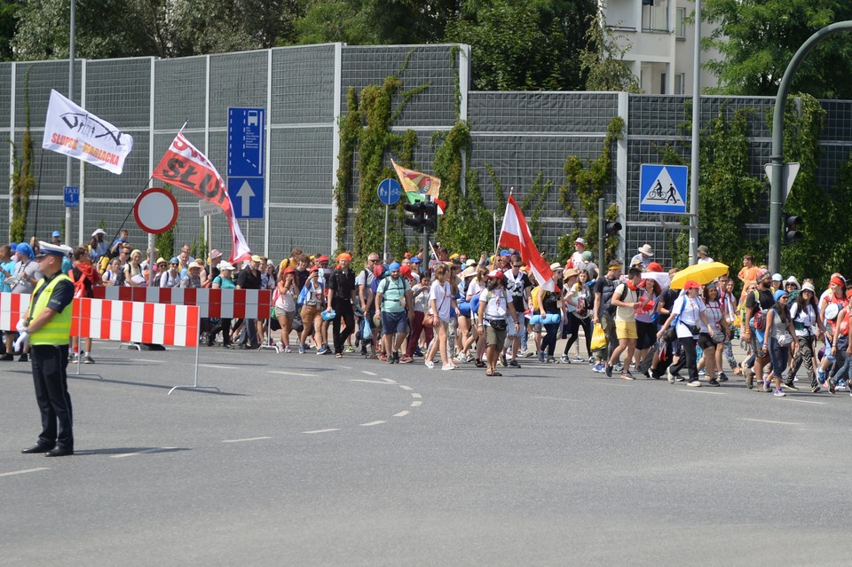 KRAKÓW-BRZEGI ŚDM PIELGRZYMI (pielgrzymi)