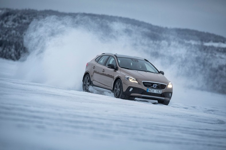 Volvo V40 Cross Country: kombi na sportowo