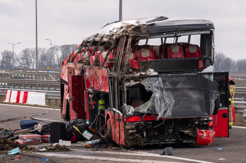 Wypadek autokaru na A4