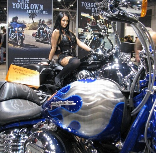 Auto Moto Show 2009 - Nowa jakość motoryzacji