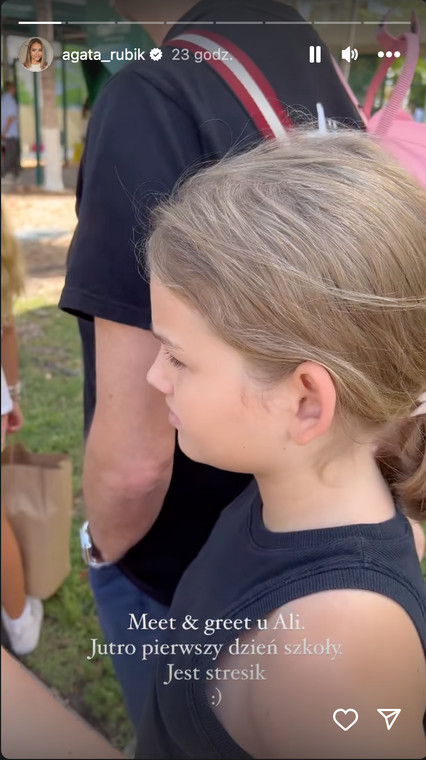 Agata Rubik relacjonuje pierwszy dzień swoich córek w nowej szkole