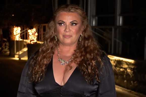 "SNAJKA JE NAUČILA SRPSKI" Indira Radić prvi put o Ruskinji koju je oženio njen sin, pa se dotakla finansija: "Dižu se krediti, troši ušteđevina" (VIDEO)