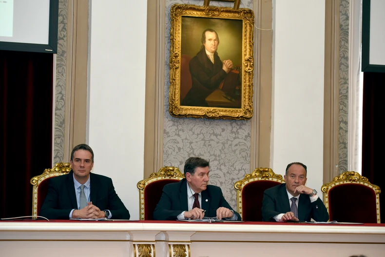 Ministar prosvete Mladen Šarčević sa dekanima