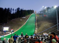 Polaków nie stać na skakanie w Polsce