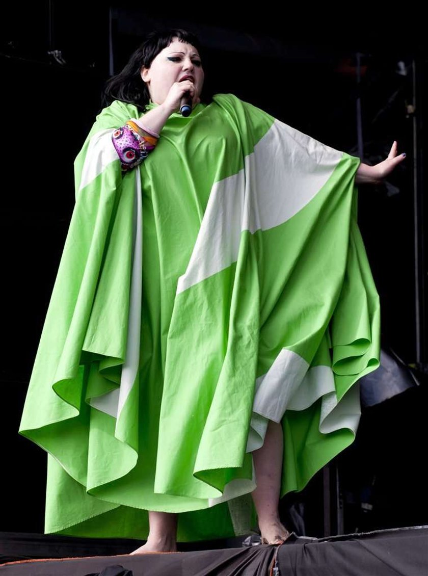 Beth Ditto w reklamie MAC