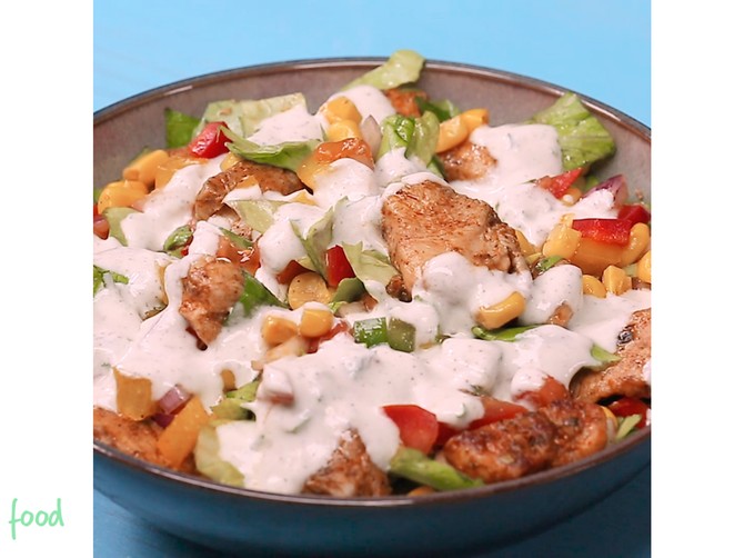 Šarena pileća salata