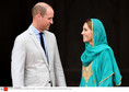 Książę William i księżna Catherine podczas wizyty w Badshahi Mosque