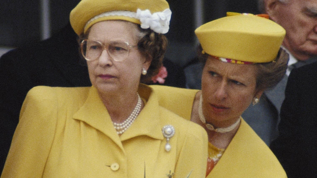 Księżniczka Anna od 40 lat nosi te same ubrania. Wszystko o córce Elżbiety II