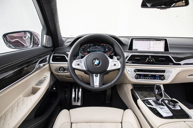 BMW 750i xDrive