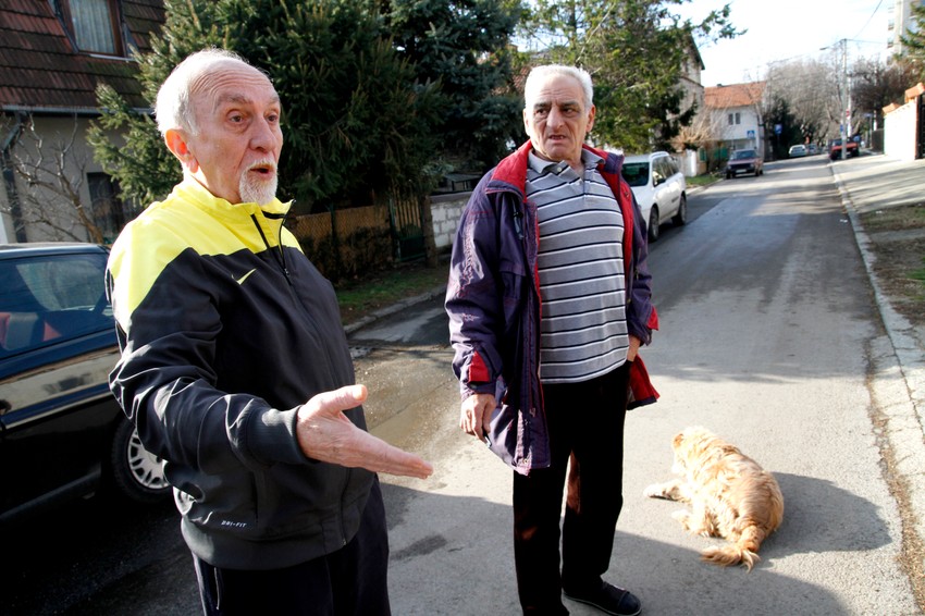 Građani u delu Ulice Mehmeda Sokolovića imaju problem sa starim vodovodnim cevima