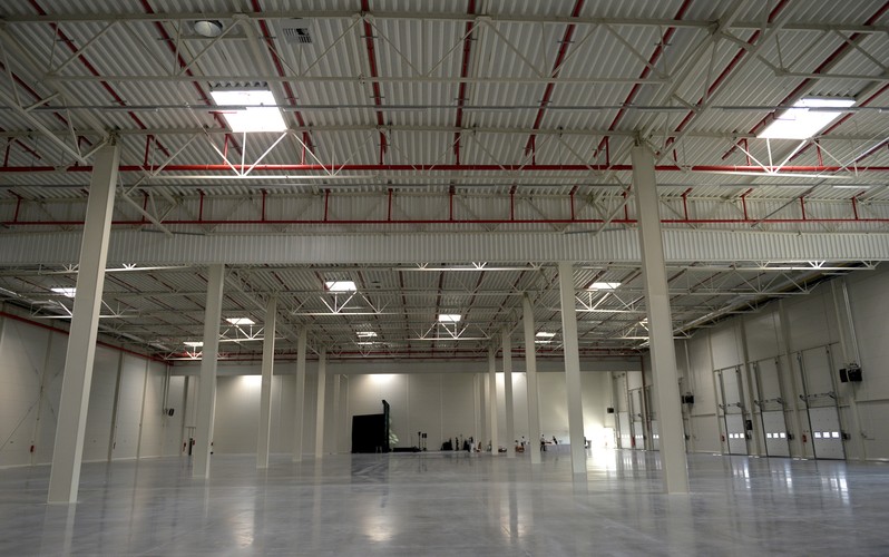 Zdaniem Rosińskiego, lokalizacja inwestycji - przy autostradzie A4, na trasie głównego europejskiego korytarza tranzytowego relacji wschód-zachód - wykreuje zwiększone zapotrzebowanie na powierzchnie magazynowe w całym regionie.<br>huk/ pz/
<br><br> fot.(ukit) PAP/Darek Delmanowicz