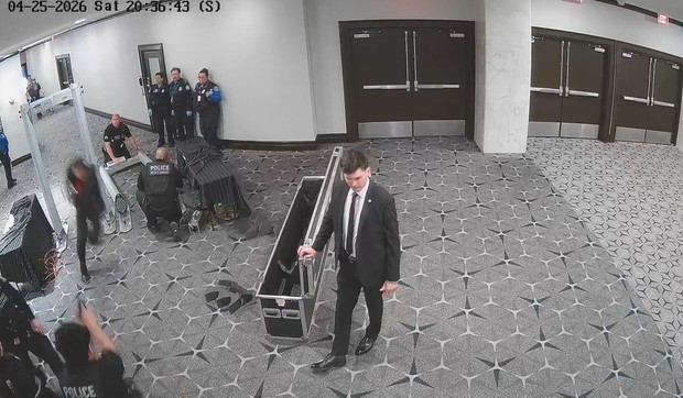 Novi snimak atentatora na Trampa, Kola Tomasa Alena, u hotelu "Hilton" u Vašingtonu