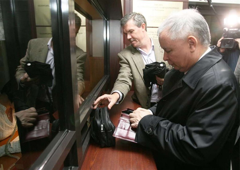 Kaczyński przesłuchiwany! W sprawie Smoleńska