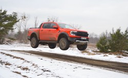 Ford Ranger Raptor sensacją w Polsce. Amerykanie odlecieli na poligonie