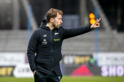 Trener Lechii Gdańsk narzeka, że ma za dużo... piłkarzy