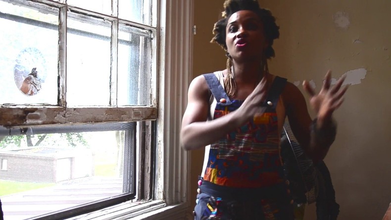 Victoria Udondian. [YouTube/ART MEETS TV] 