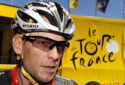 Lance Armstrong wycofał się z zawodów