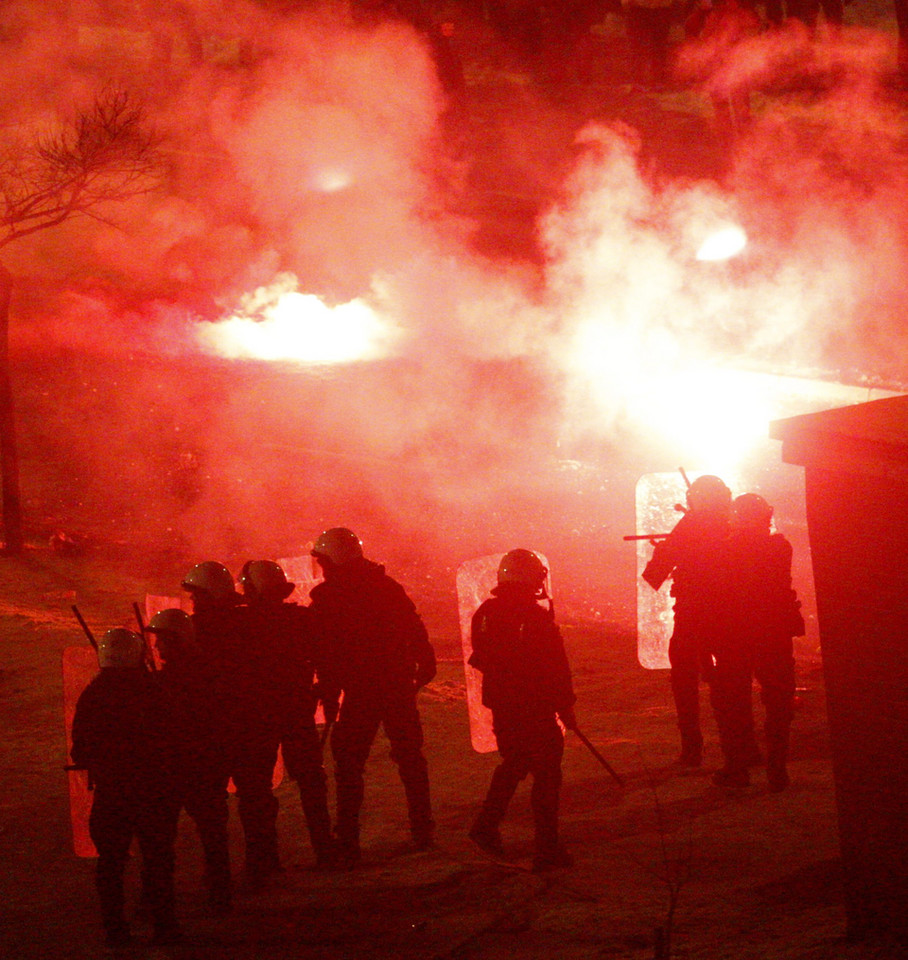 Zamieszki pod siedzibą Jastrzębskiej Spółki Węglowej