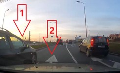 To nie jest jazda NA SUWAK. Tak kierowca w Kielcach wymusił pierwszeństwo