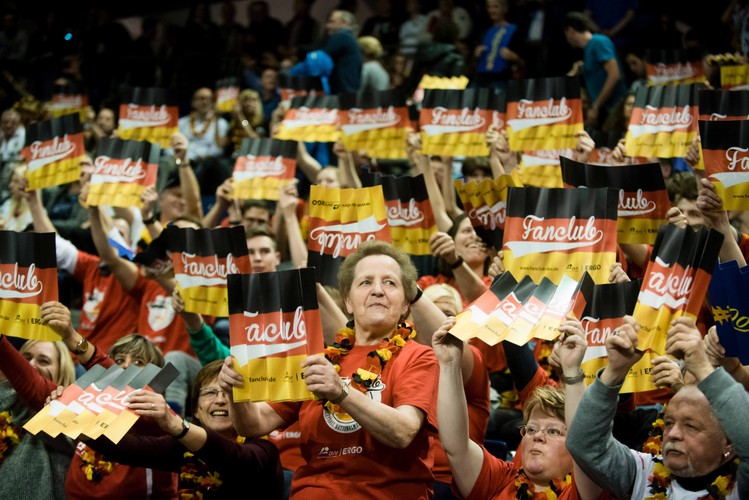 Polscy kibice zrobili najazd na hale w Berlinie