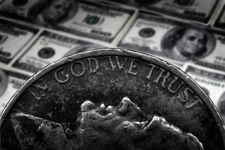 USA: Spadł kurs dolara. Inwestorzy obawiają się protekcjonizmu Trumpa