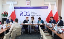 ZNP i FZZ przedstawiły propozycje. Rząd odpowie w piątek