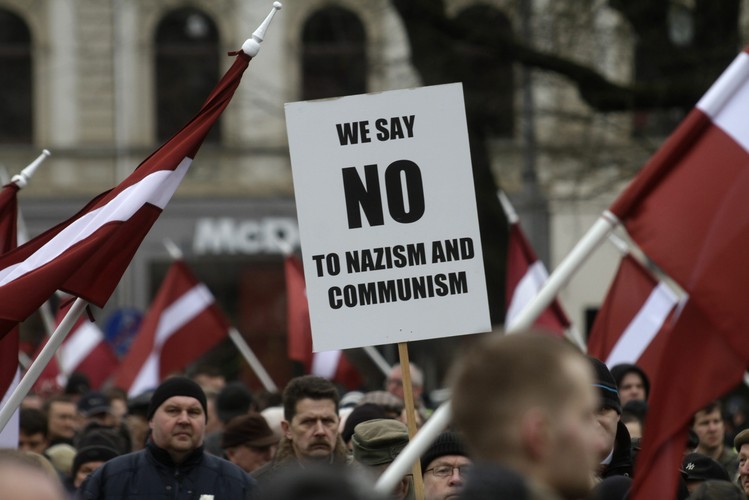 Marsz weteranów Waffen-SS w Rydze