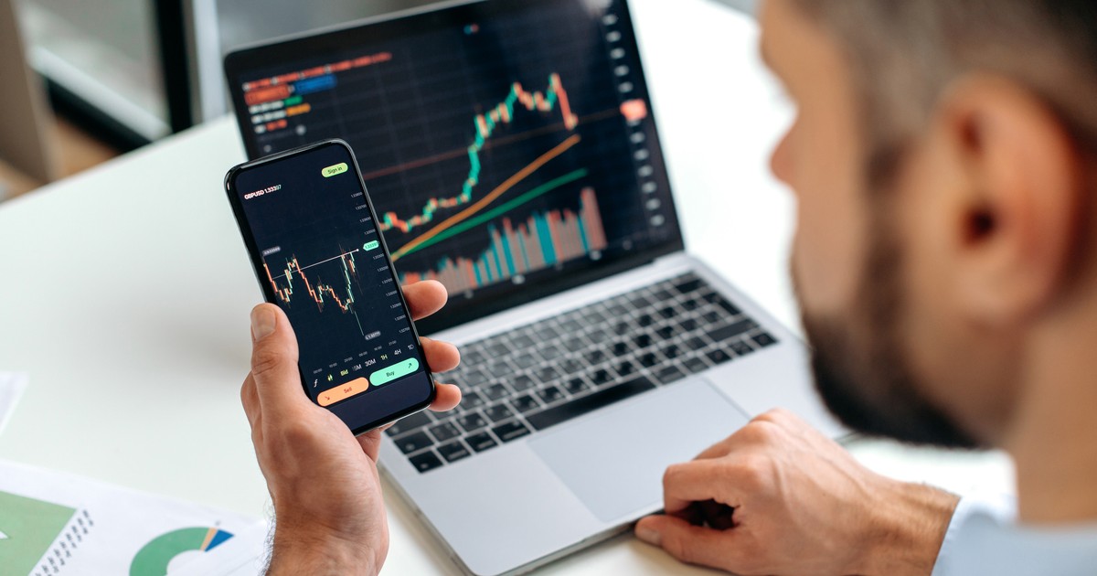 Kierowcy i fryzjerzy chwalą się zyskami na złocie. "Powinna nam się zapalić lampka ostrzegawcza"