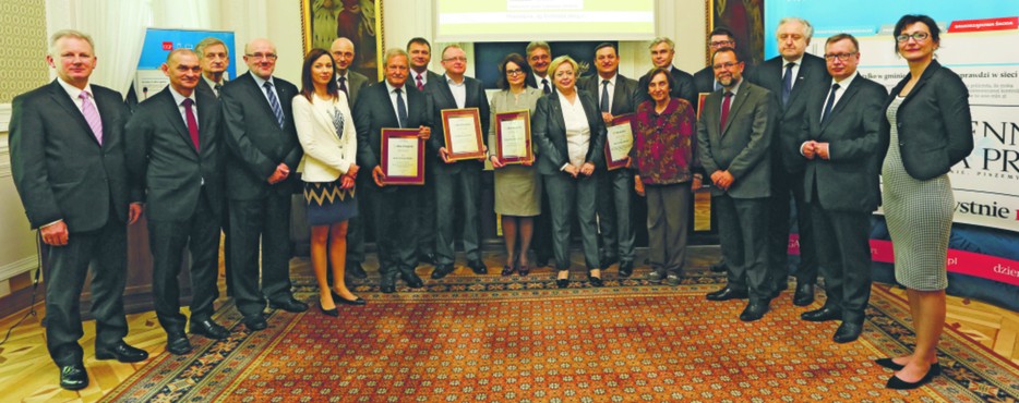 Wojciech Kwaśniak (KNF), Andrzej Zwara (NRA), Lech Paprzycki (SN), Dariusz Sałajewski (KRRP), Patrycja Loose (MS), Piotr Girdwoyń (laureat), Janusz Steinhoff (odebrał nagrodę w imieniu Jerzego Buzka), Waldemar Żurek (KRS), Marcin Dziurda (laureat), Małgorzata Słowińska (laureatka), Aleksander Proksa (NBP), Małgorzata Gersdorf (SN), Jacek Męcina (laureat), Teresa Romer, Tadeusz Tomaszewski (UW), Wojciech Łączewski (laureat), Krzysztof Rączka (UW), Andrzej Rzepliński (TK), Krzysztof Bień (NBP), Jadwiga Sztabińska (DGP)