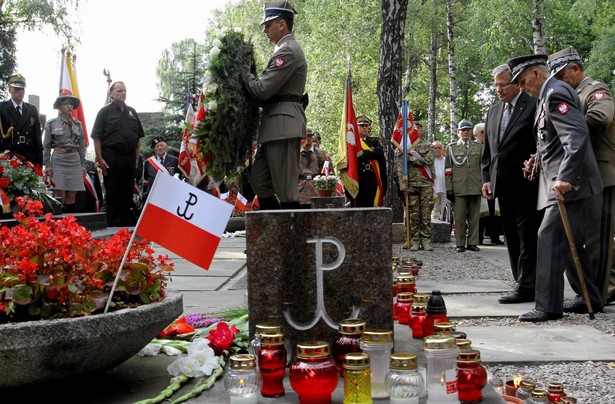 Wybiła godzina "W". Polska wstrzymała oddech w rocznicę Powstania Warszawskiego