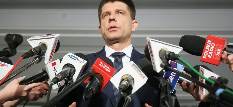 Petru zaapelował do senatorów PiS o zgłoszenie poprawek do budżetu. "Oczekiwałbym takiego gestu"
