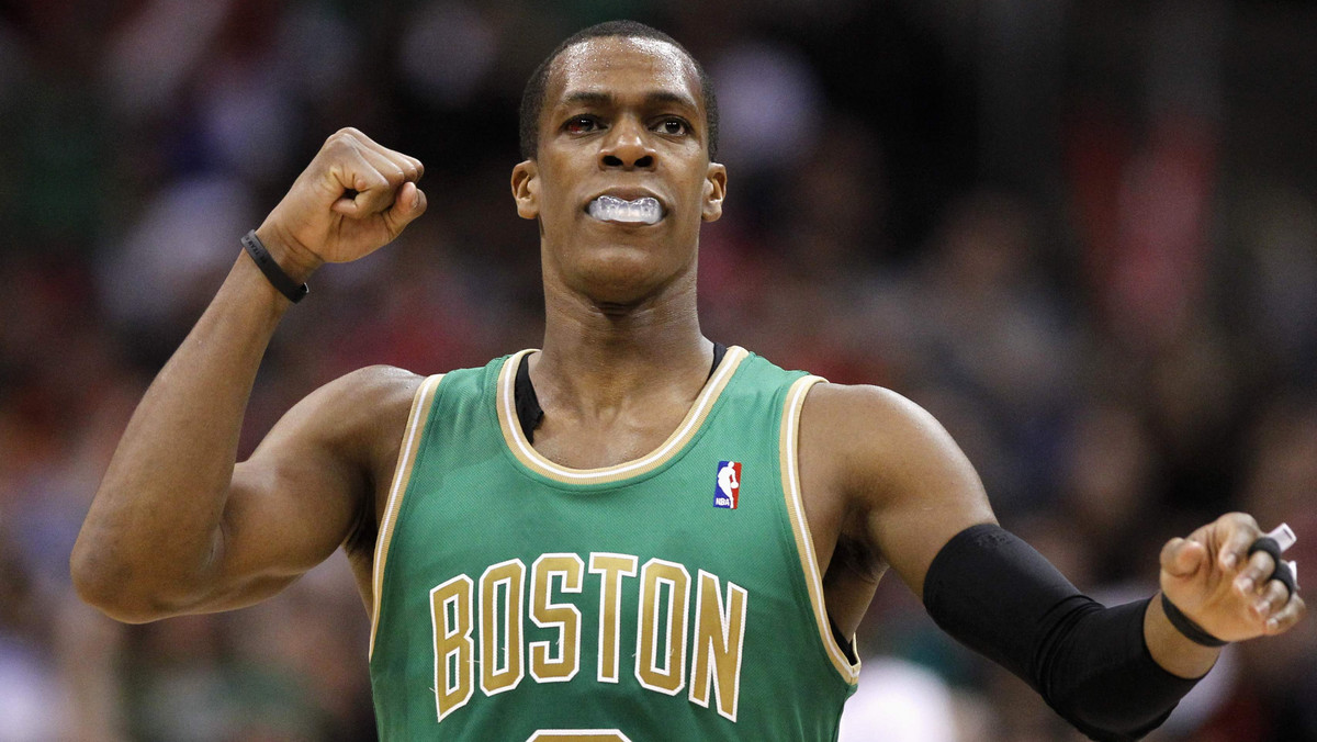 Rajon Rondo nie zagra w drugim wyjazdowym meczu koszykarzy Boston Celtics z Atlanta Hawks w pierwszej rundzie fazy play off, ćwierćfinale Konferencji Wschodniej ligi NBA. To skutek jego ataku na sędziego w końcówce pierwszego spotkania zespołów w niedzielę.