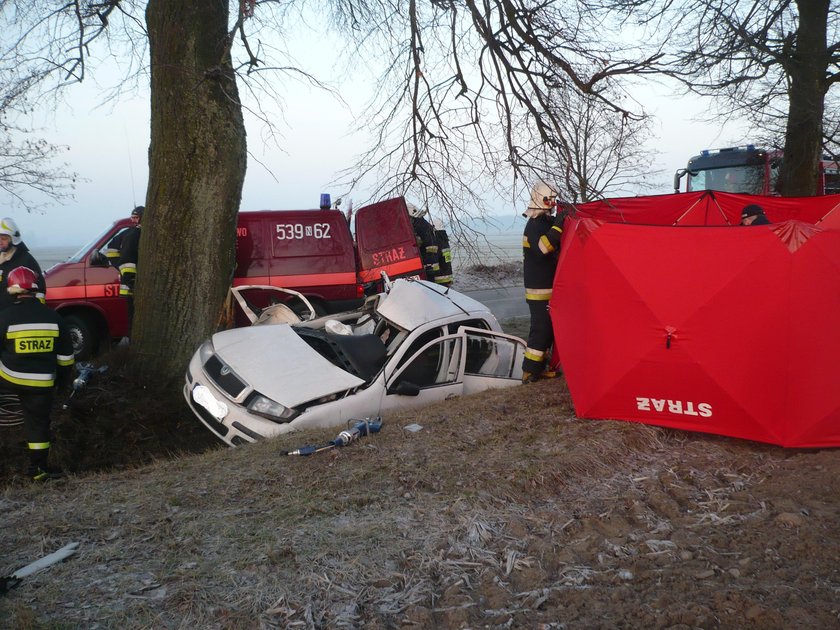 Trzy nastolatki zginęły jadąc na Wigilię