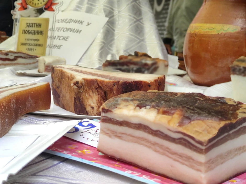 Slanininca je mamila i mirisom i izgledom članove žirija, ali je pobednik mogla biti samo jedna.