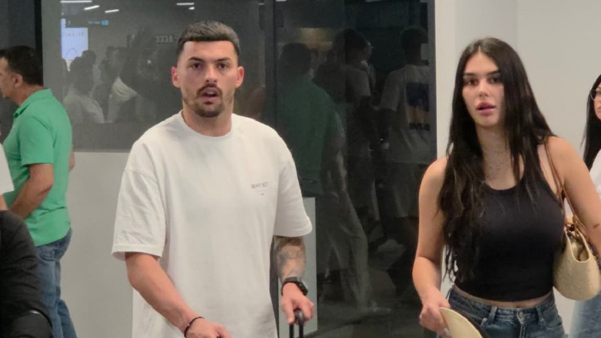Nemanja Radonjić sa devojkom