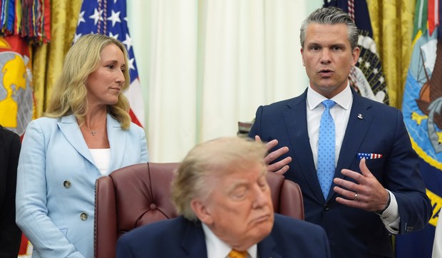 Donald Tramp i Pit Hegset