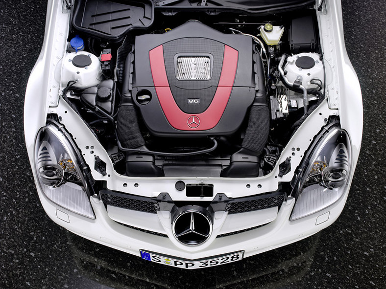 Mercedes-Benz SLK 2008: mocniejszy z mniejszym zużyciem
