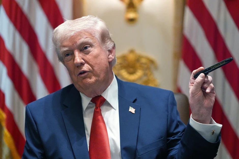 Donald Tramp na sastanku kabineta u Beloj kući