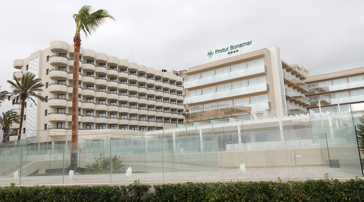 A spanyol hotelkomplexumok hatalmas bevételektől esnek el a koronavírus miatt / Fotó: Northfoto