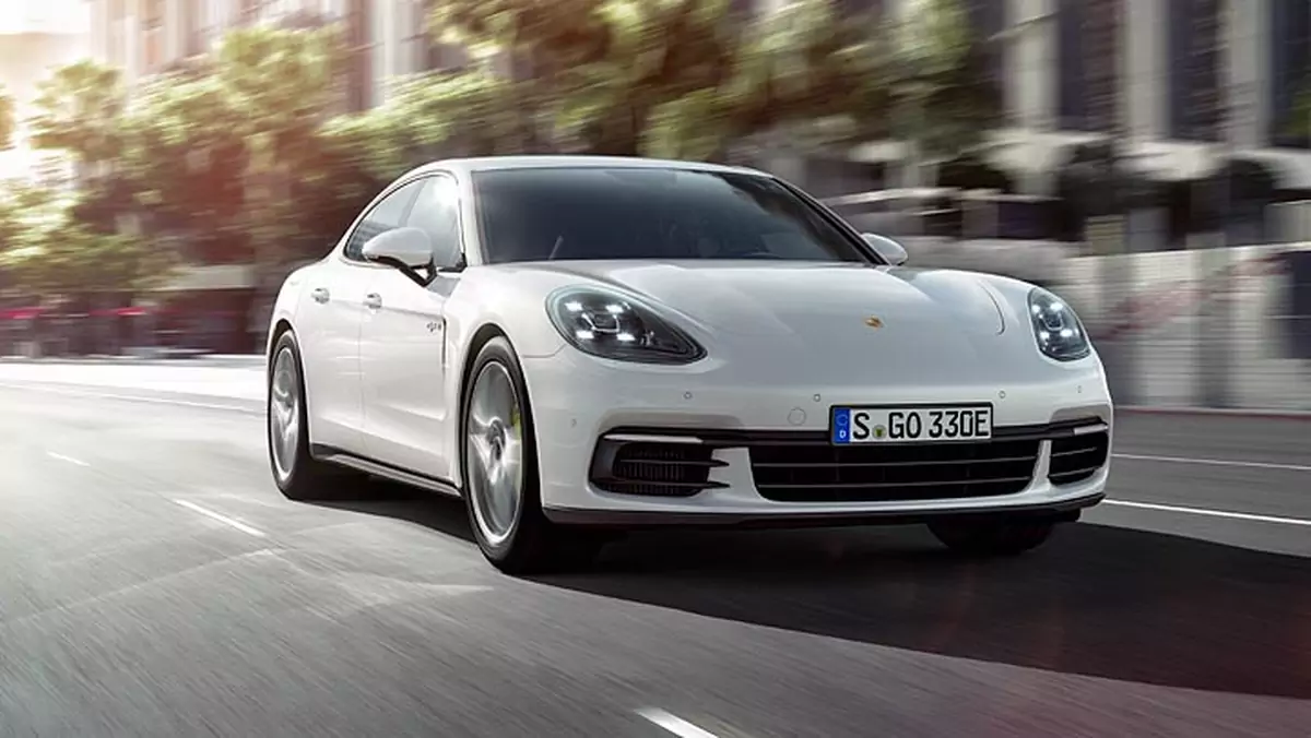 Porsche Panamera 4 E-Hybrid