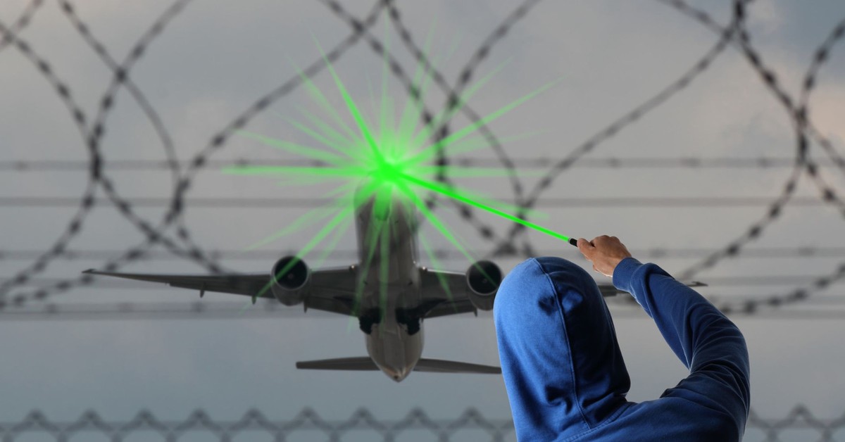 Chiny skierowały laser na niemiecki samolot: incydent na Morzu Czerwonym wywołuje napięcia